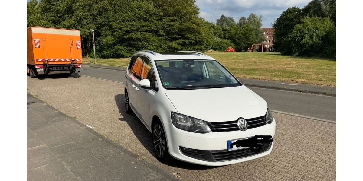VW Sharan 219.449 km 15.300 &euro; Essen 45355