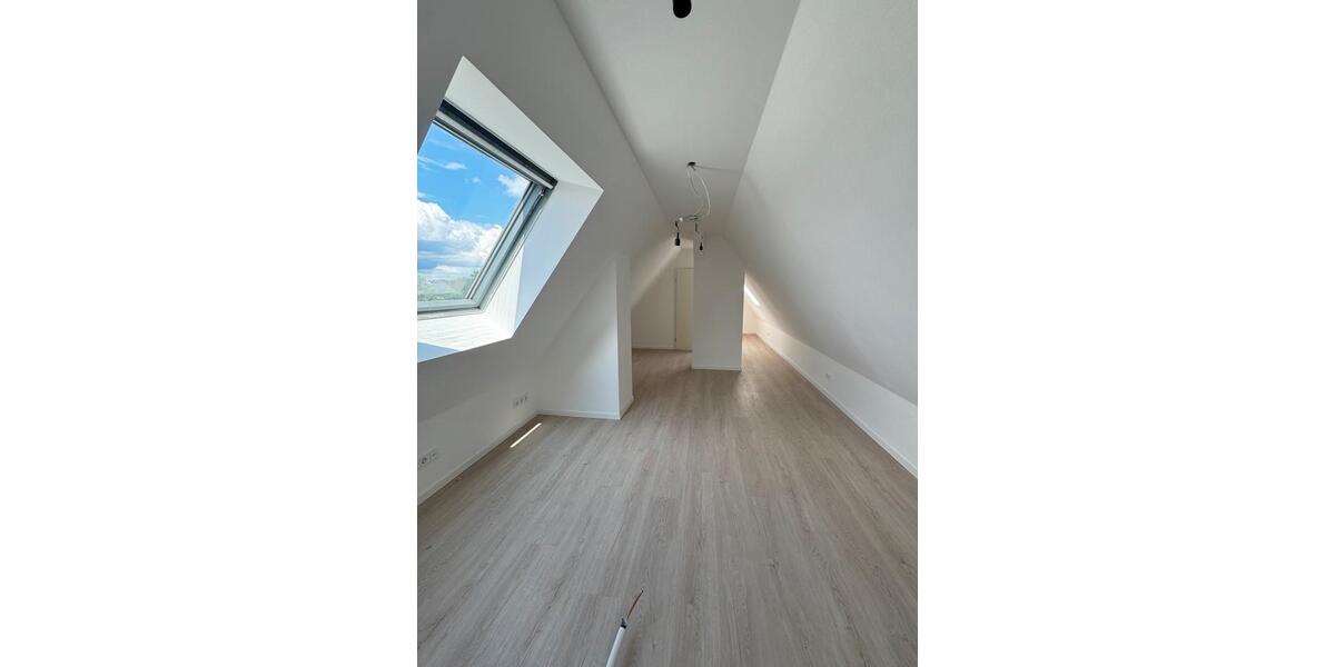 Etagenwohnung Hattingen Blankenstein - 3 Zimmer, 65 m&sup2;, 730&euro; | Angebot:25300902