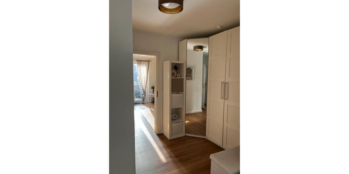 Dachgeschoßwohnung Essen Stadtbezirk IV - 4 Zimmer, 79 m&sup2;, 255.000&euro; | Angebot:27624224