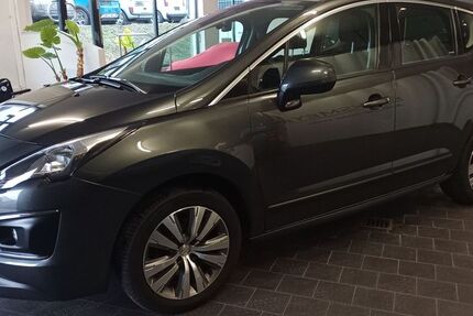 Peugeot 3008 101.604 km 11.900 € Hattingen 45525