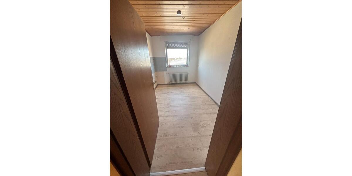 Etagenwohnung Sprockhövel - 3 Zimmer, 78 m&sup2;, 480&euro; | Angebot:26227547