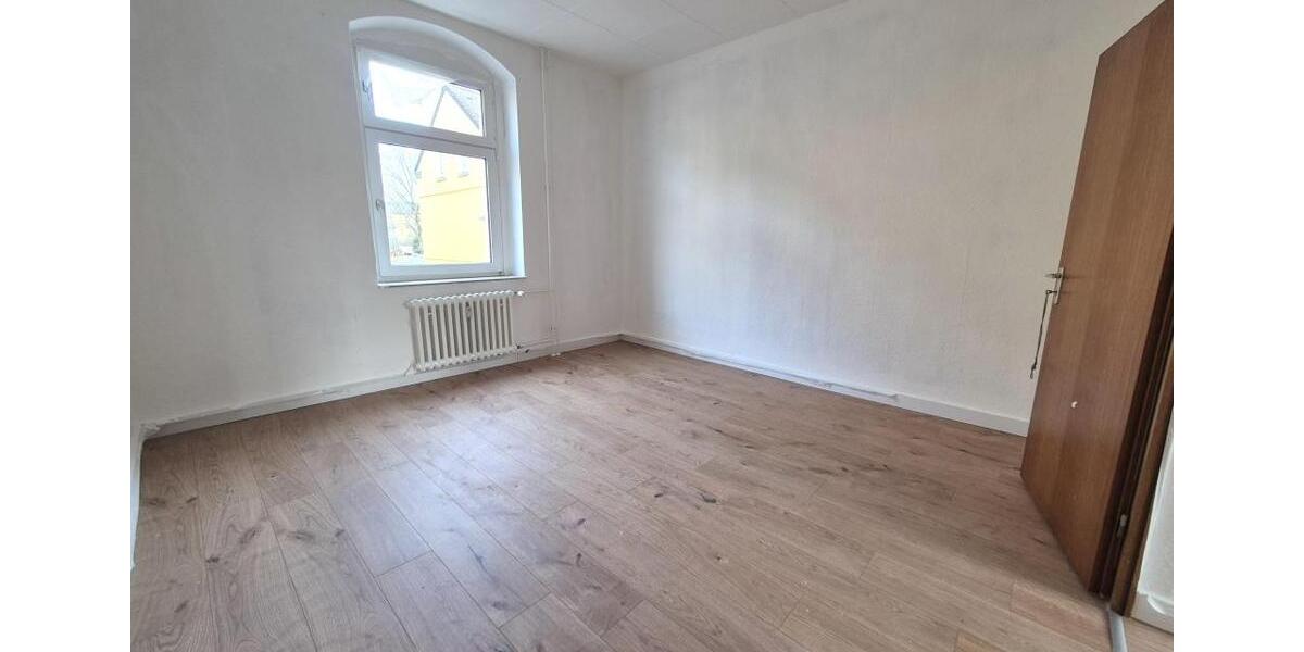 Etagenwohnung Duisburg Hamborn - 4 Zimmer, 94 m&sup2;, 655&euro; | Angebot:26300948