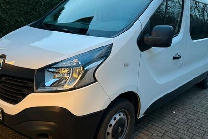 Renault Trafic 119.000 km 18.990 &euro; Marl 45772