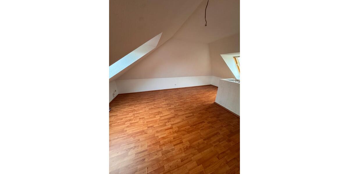 Dachgeschoßwohnung Herne Baukau - 2 Zimmer, 40 m&sup2;, 420&euro; | Angebot:26305502