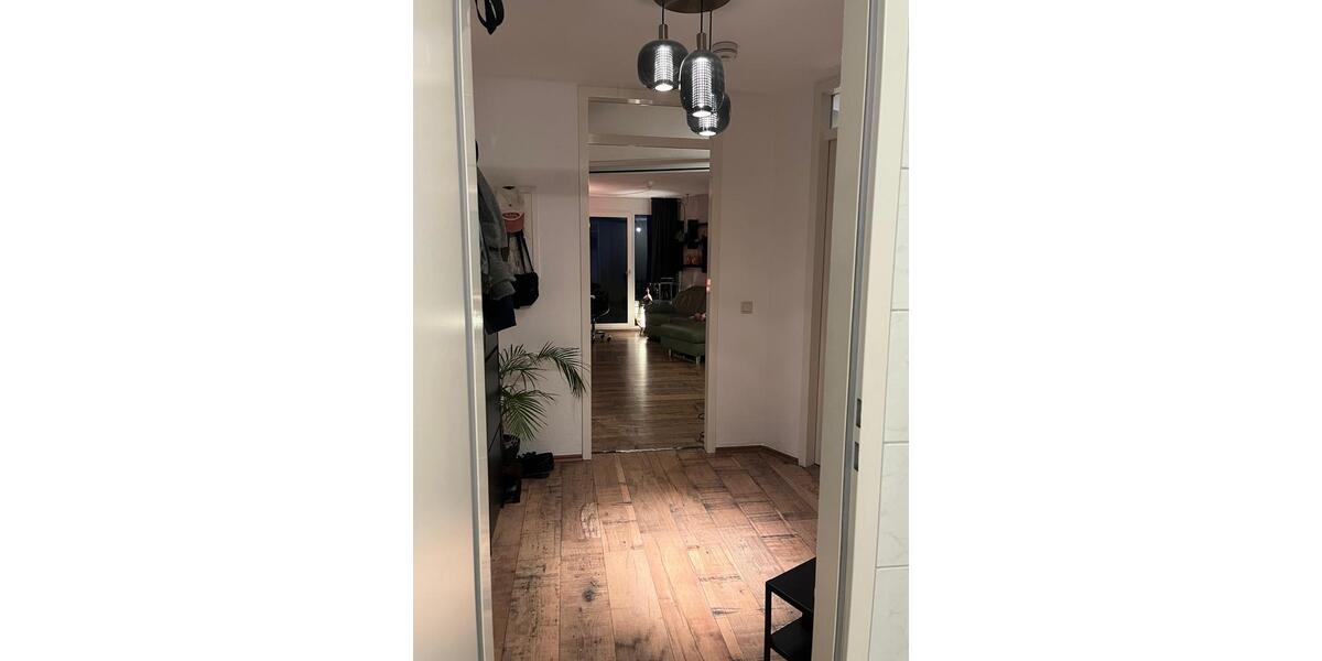 Zu vermieten „Eigentumswohnung“ mit Fahrstuhl und Tiefgarage 2 zimmer