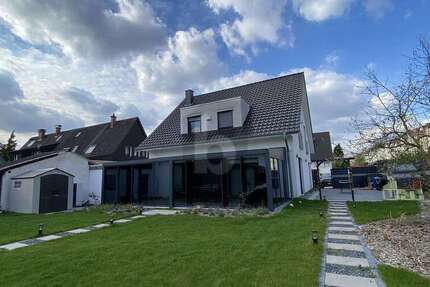 Haus Gladbeck Brauck - 6 Zimmer, 183 m&sup2;, 899.000&euro; | Angebot:26949160