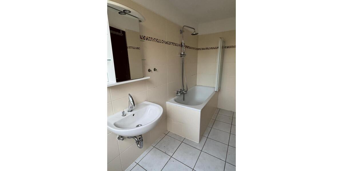 Maisonettenwohnung Ratingen Hösel - 2.5 Zimmer, 75 m&sup2;, 1.050&euro; | Angebot:26321244