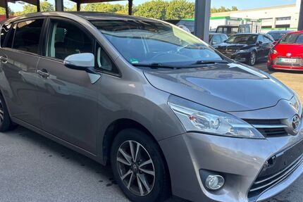 Toyota Verso 177.000 km 5.250 &euro; Essen 45356