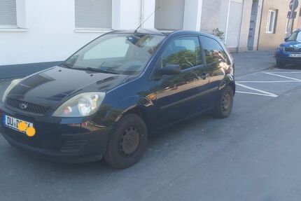 Ford Fiesta 212.000 km 1.450 &euro; Duisburg 47137