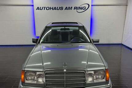 Mercedes-Benz 260 167.962 km 9.999 &euro; Ratingen 40878