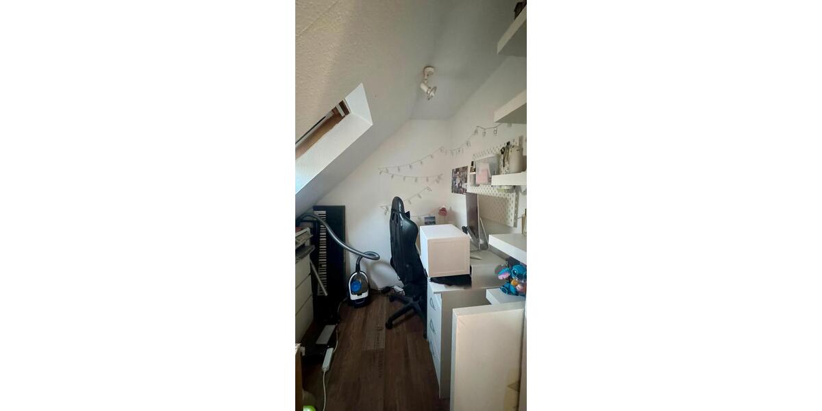 Dachgeschoßwohnung Marl Alt-Marl - 1 Zimmer, 25 m&sup2;, 290&euro; | Angebot:25421956