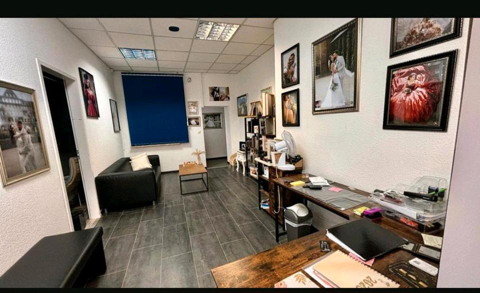 Ladenlokal zur Miete (inventar muss übernommen werden extra € VB) zimmer