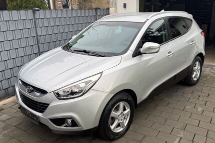 Hyundai ix35 115.000 km 9.400 € Duisburg 47137