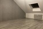 2,5-Zimmer-Dachgeschosswohnung zzgl. Kfz-Stellplatz ab 01.01.2026 zimmer