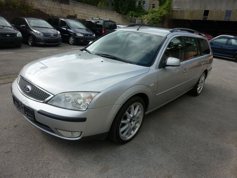 Ford Mondeo 298.000 km 1.650 € Essen 45144