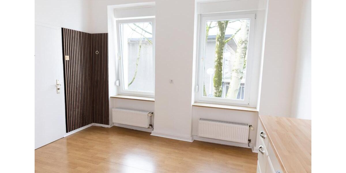 2 12 Zimmer Wohnung zu vermieten zentral gelegen stadtnah 2.5 zimmer