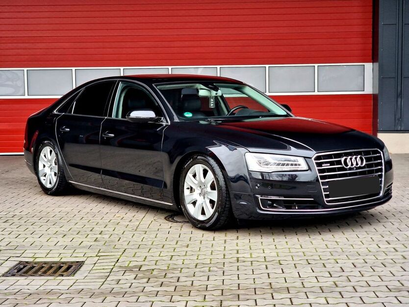 Audi A8 270.000 km 17.990 € Castrop rauxel 44577