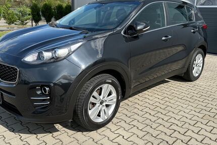 Kia Sportage 48.771 km 15.400 € Alpen 46519