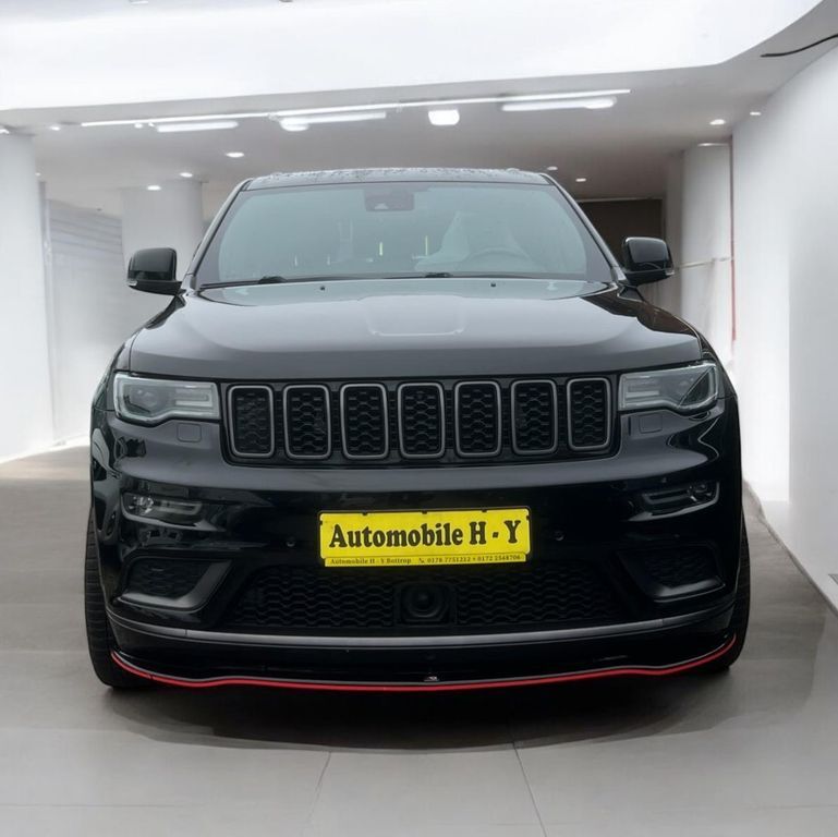 Grand Cherokee