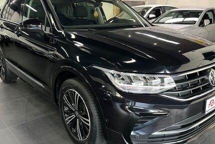 VW Tiguan 49.000 km 19.890 &euro; Oberhausen 46049