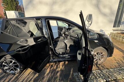 Hyundai i10 43.911 km 7.700 &euro; Oberhausen 46147