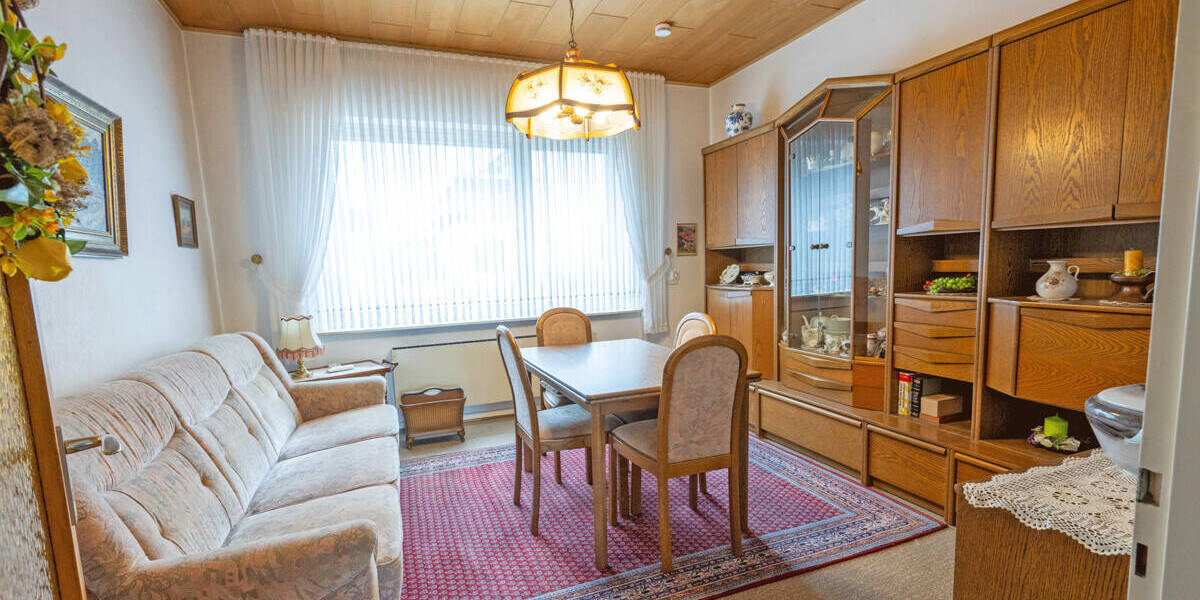 Reihenmittelhaus Moers Hülsdonk - 5 Zimmer, 126 m&sup2;, 250.000&euro; | Angebot:26733179