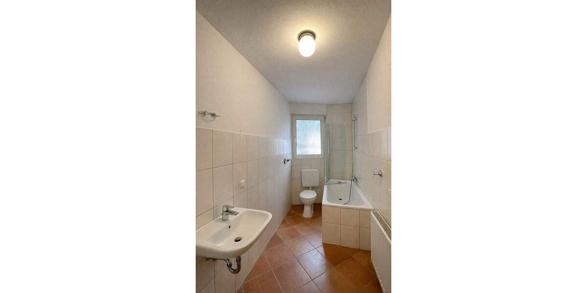 Etagenwohnung Essen Holsterhausen - 3 Zimmer, 69 m&sup2;, 700&euro; | Angebot:25728344