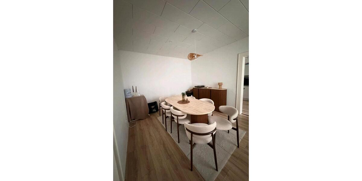 Einfamilienhaus Hattingen - 5 Zimmer, 150 m&sup2;, 1.300&euro; | Angebot:27615849