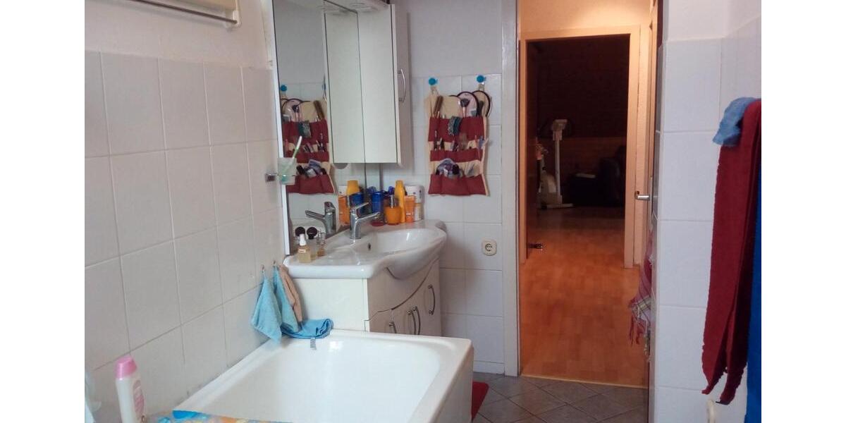 Dachgeschoßwohnung Bochum Querenburg - 4.5 Zimmer, 88 m&sup2;, 822&euro; | Angebot:26279651