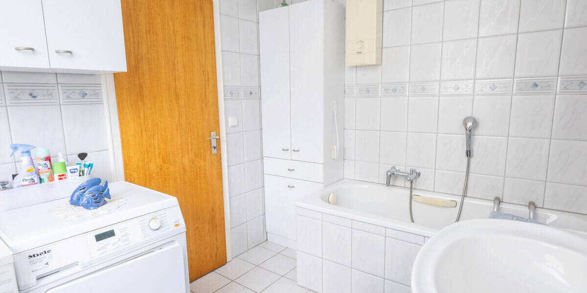 Reihenmittelhaus Moers Hülsdonk - 5 Zimmer, 126 m&sup2;, 250.000&euro; | Angebot:26733179
