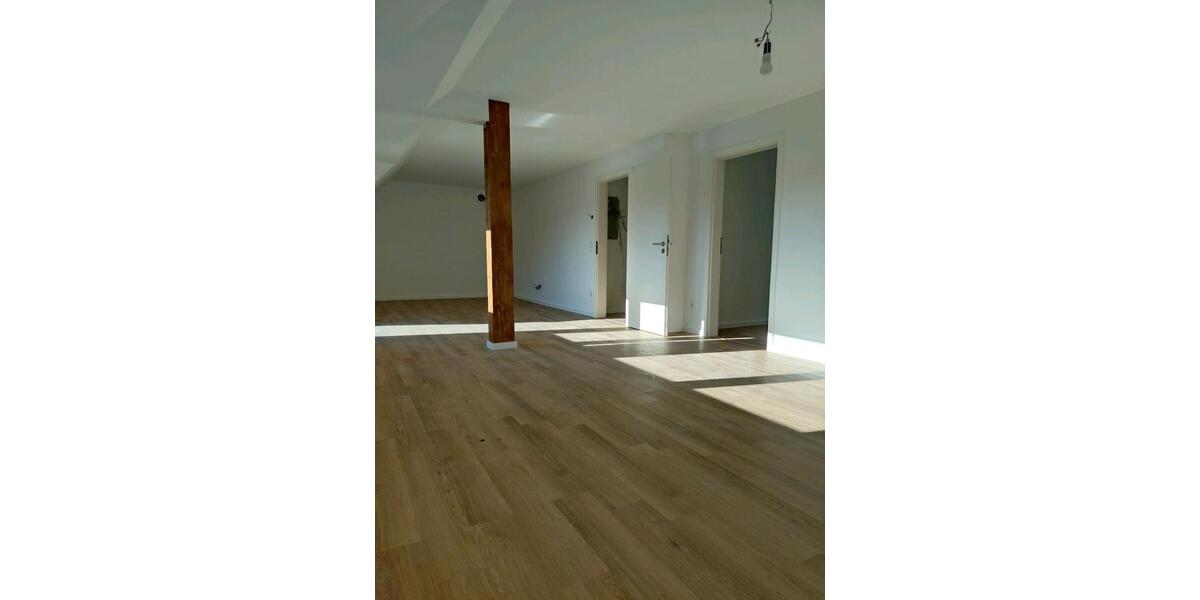 Etagenwohnung Bochum Querenburg - 2 Zimmer, 80 m&sup2;, 1.050&euro; | Angebot:25342556