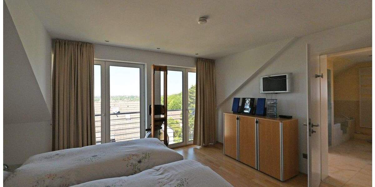 Etagenwohnung Essen Burgaltendorf - 5 Zimmer, 214 m&sup2;, 890.000&euro; | Angebot:23940573