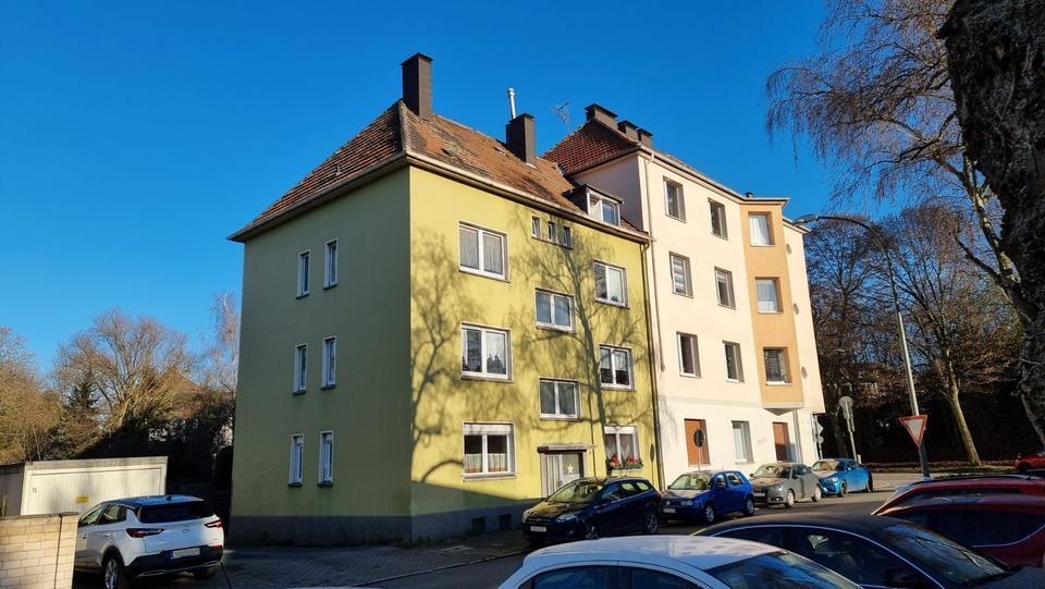 Mehrfamilienhaus – 7 WohnungEN + AUSBAUPOTENZIAL + GARTEN –BOCHUM