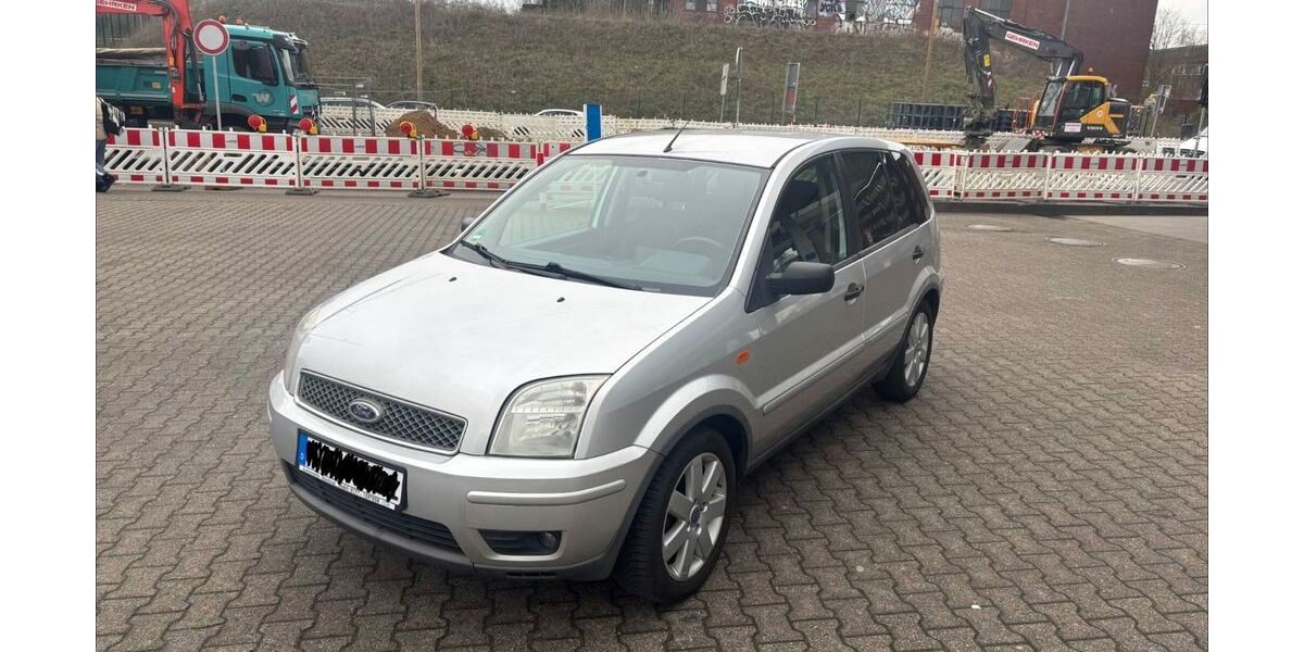 Ford Fusion 86.500 km 2.500 &euro; Bochum 44789