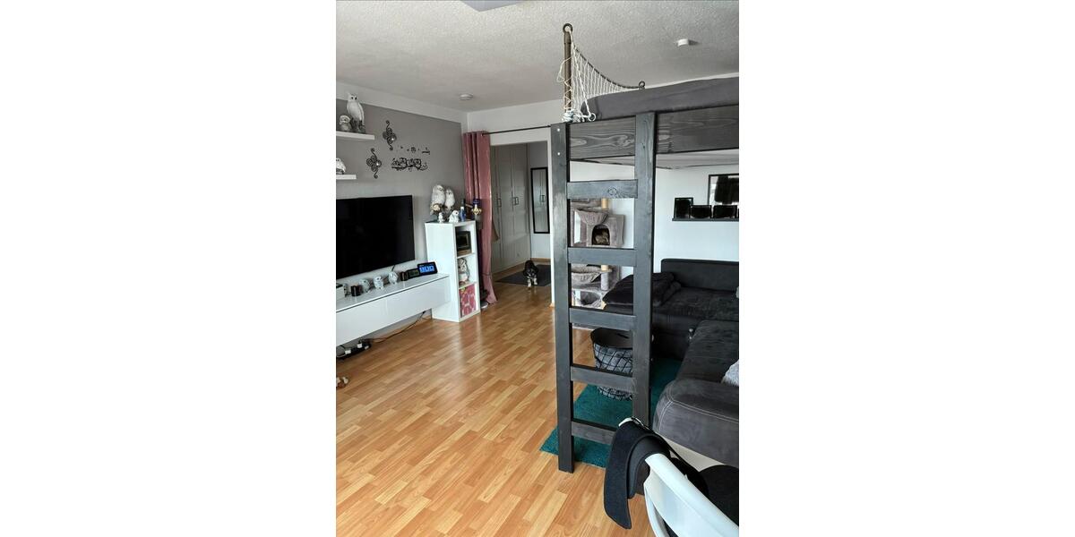 Dachgeschoßwohnung Oberhausen Schmachtendorf - 2.5 Zimmer, 55 m&sup2;, 826&euro; | Angebot:25414924