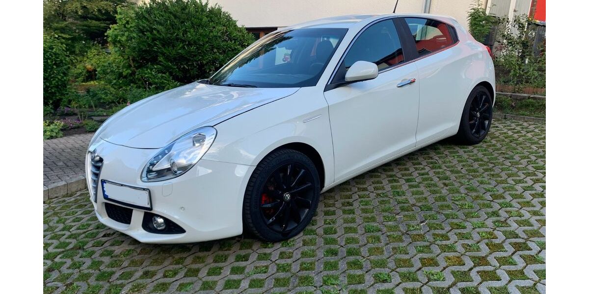 Alfa Romeo Giulietta 91.505 km 11.400 &euro; Sprockhövel 45549