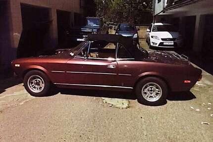 Fiat 124 Spider