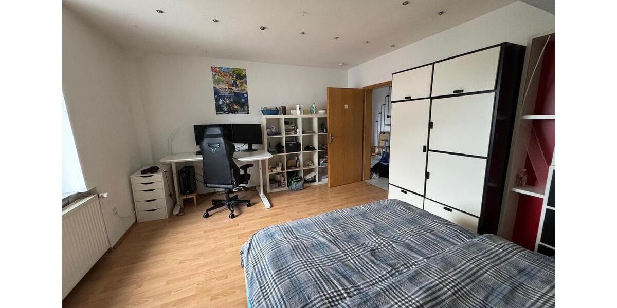 Dachgeschoßwohnung Bochum Bochum-Südwest - 3 Zimmer, 89 m&sup2;, 795&euro; | Angebot:26297058