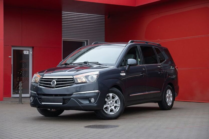 SsangYong Rodius 132.000 km 16.000 € Mülheim an der Ruhr 45473