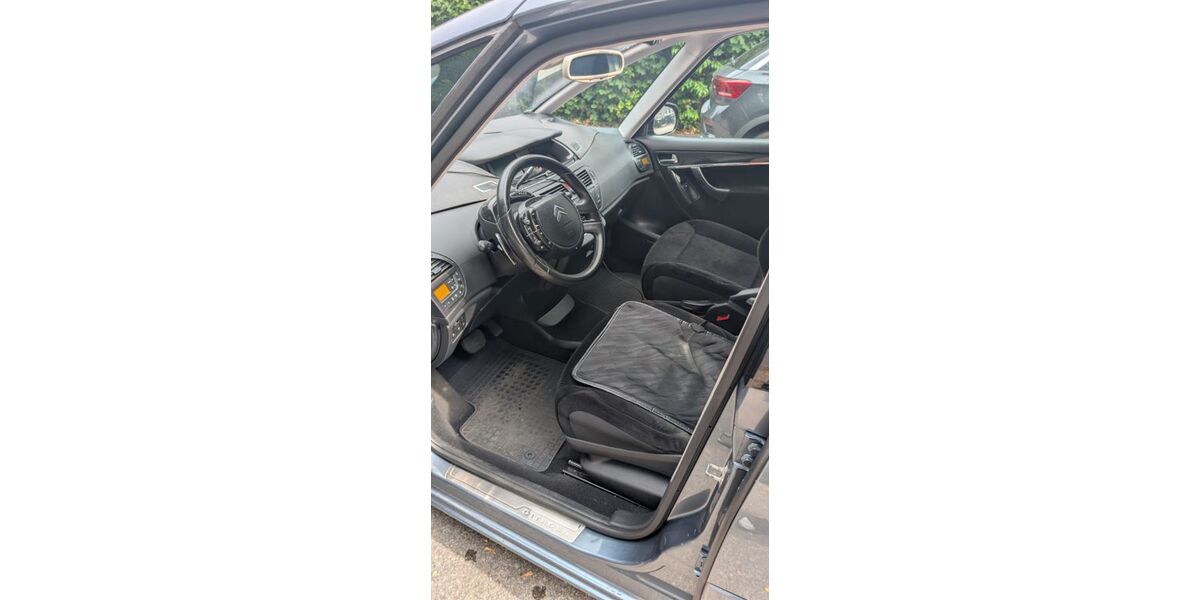 Citroen C4 Picasso 217.440 km 2.000 &euro; Oberhausen 46049