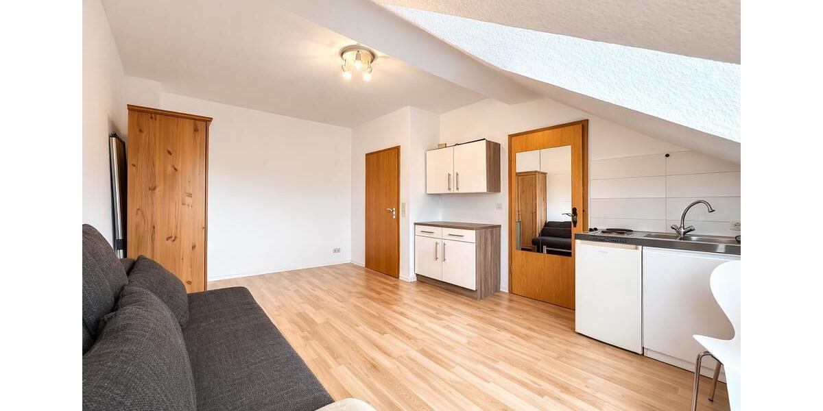 Dachgeschoßwohnung Gelsenkirchen Gelsenkirchen-Mitte - 1 Zimmer, 24 m&sup2;, 220&euro; | Angebot:25448230