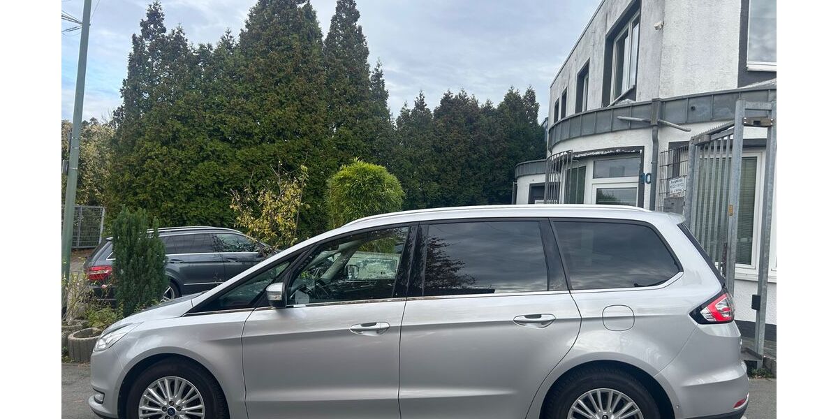 Ford Galaxy 145.000 km 11.400 € Essen 45326