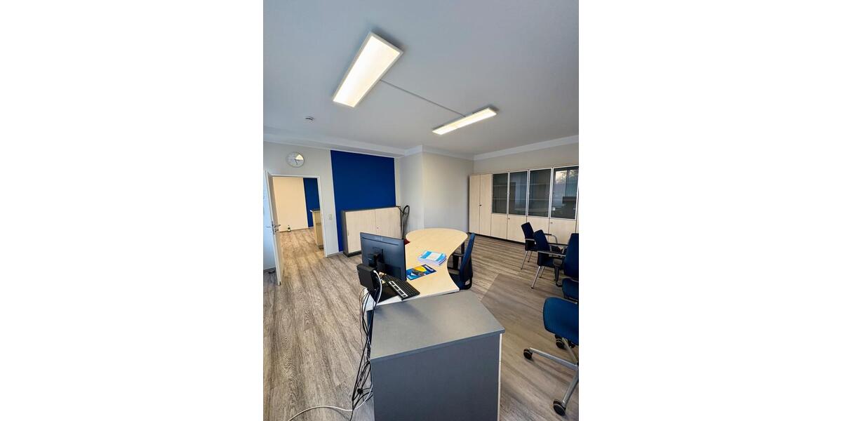 Gewerbeobjekt Moers Rheinkamp - 1.660&euro; | Angebot:26198884