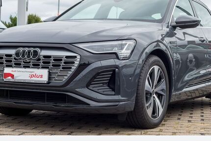 Audi Q8 e-tron 6.350 km 50.680 € Oberhausen 46047