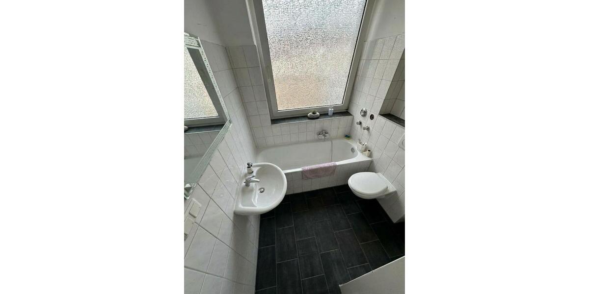 Erdgeschoßwohnung Dinslaken Lohberg - 3.5 Zimmer, 80 m&sup2;, 850&euro; | Angebot:27606555