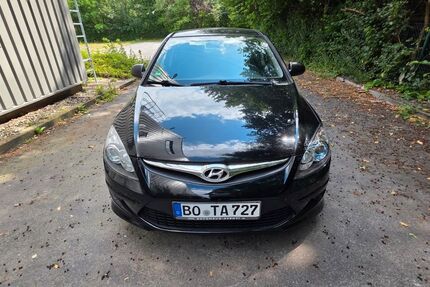 Hyundai i30 135.088 km 6.100 &euro; Essen 45307