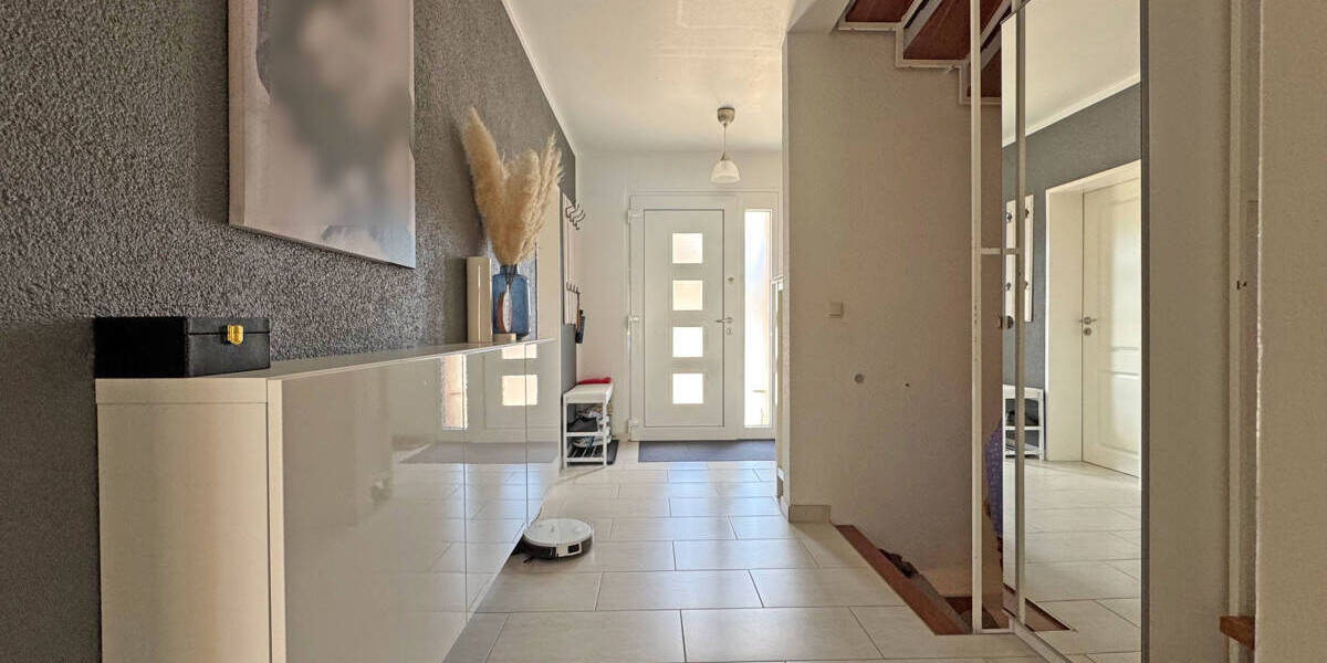 Charmantes Reihenmittelhaus mit ausgebautem Dachgeschoss in ruhiger Lage von Wesel-Fusternberg! 4 zimmer