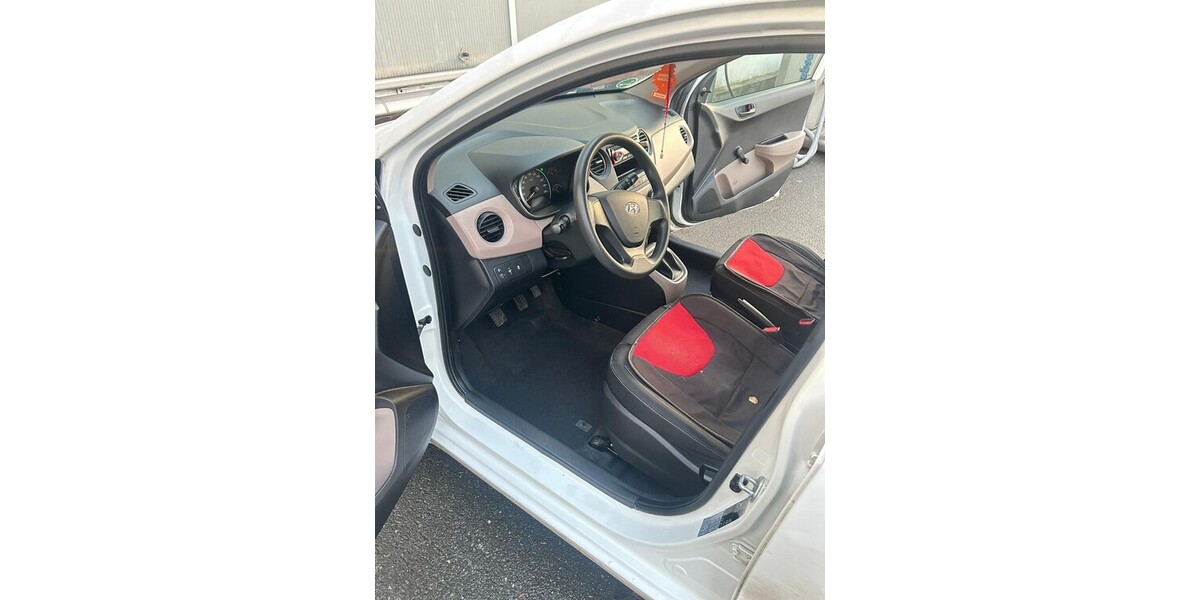 Hyundai i10 65.000 km 4.500 &euro; Essen 45121