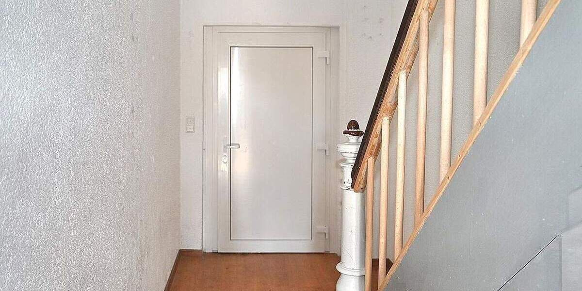 Etagenwohnung Recklinghausen Süd - 6 Zimmer, 220 m&sup2;, 299.900&euro; | Angebot:25373879