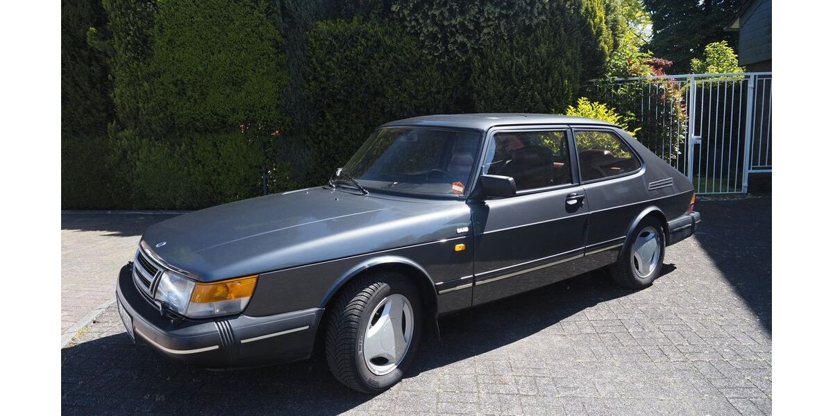 Saab 900 253.283 km 11.111 € Recklinghausen 45659
